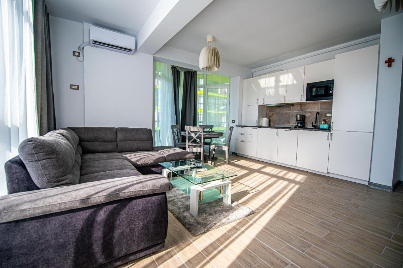 Apartment Katrina - Alezzi Beach - Sea View นาโวดาริ ภายนอก รูปภาพ
